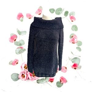 WHITE HOUSE BLACK MARKET KNITTED SCOOPED NECK SWEATER IN BLACK AND SILVER IN XS